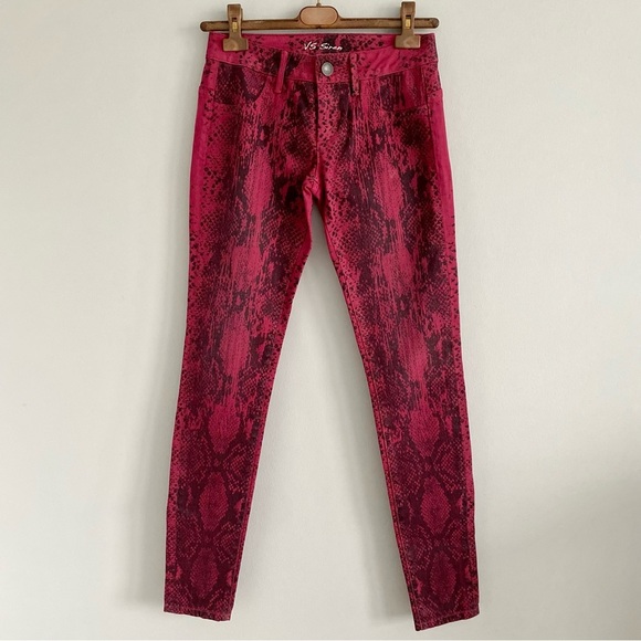 Victoria’s Secret Red Snakeprint Jeans Size 4 - Picture 1 of 7